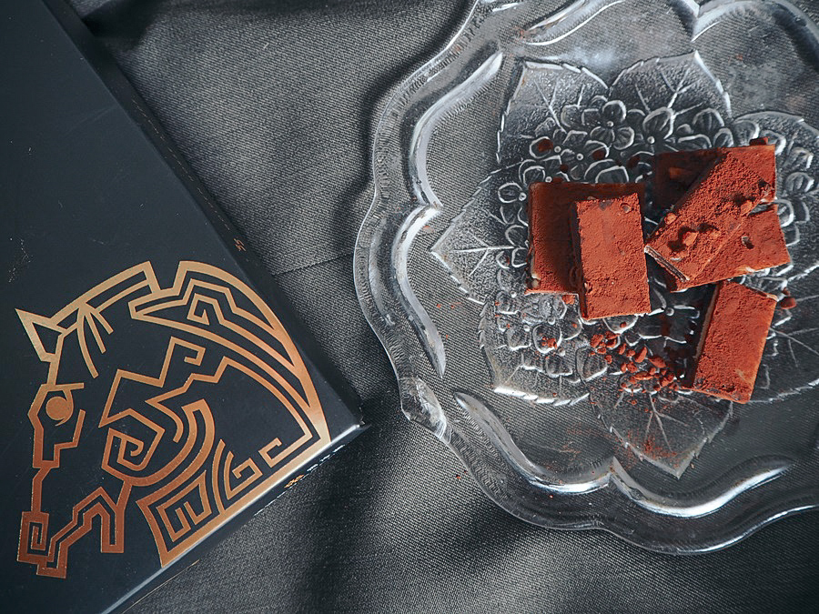 台南起士公爵第55屆金馬禮盒流金花生巧克力09