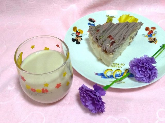 簡單真實的甜點，彌月蛋糕推薦~起士公爵/純粹原味+雪釀香芋乳酪蛋糕，不只漂亮.更是美味!