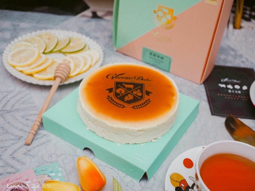 彌月禮盒推薦 ⟪ 起士公爵 ⟫ 蜜韻青檸乳酪蛋糕 / 北國藍莓乳酪蛋糕開箱|六吋繽紛彩盒