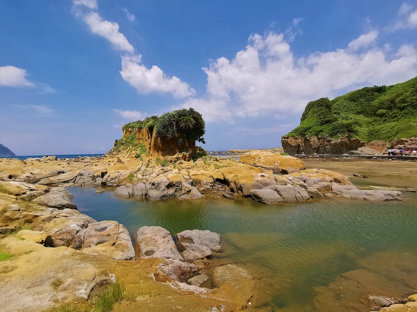【基隆中正區景點】和平島海角樂園~通往傳說中秘境阿拉寶灣│海景雷達站咖啡│戶外玩沙玩水親子同樂 - 旅遊夜市趴趴走