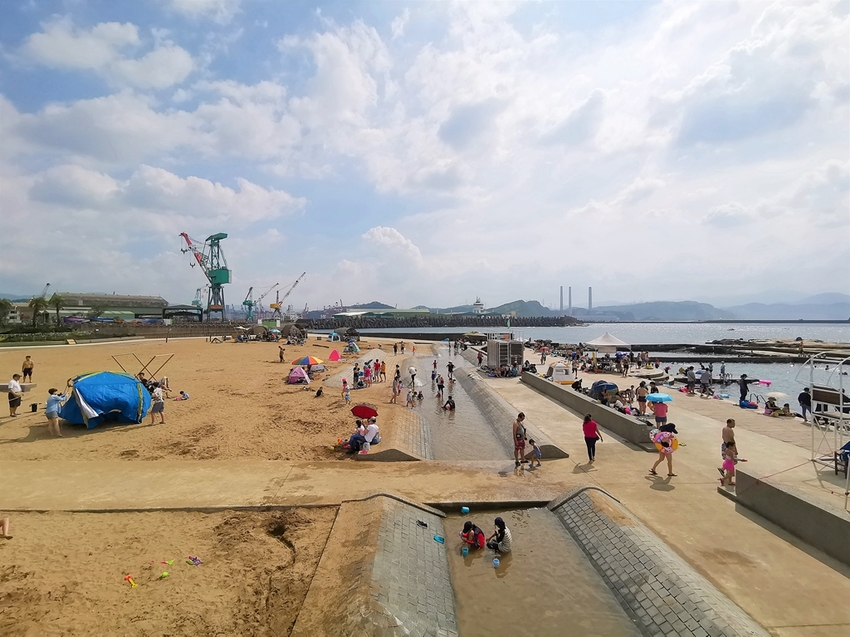 【基隆中正區景點】和平島海角樂園~通往傳說中秘境阿拉寶灣│海景雷達站咖啡│戶外玩沙玩水親子同樂 - 旅遊夜市趴趴走