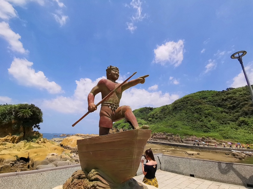 【基隆中正區景點】和平島海角樂園~通往傳說中秘境阿拉寶灣│海景雷達站咖啡│戶外玩沙玩水親子同樂 - 旅遊夜市趴趴走