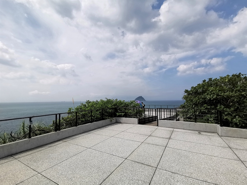 【基隆中正區景點】和平島海角樂園~通往傳說中秘境阿拉寶灣│海景雷達站咖啡│戶外玩沙玩水親子同樂 - 旅遊夜市趴趴走