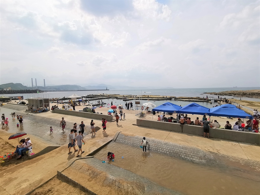 【基隆中正區景點】和平島海角樂園~通往傳說中秘境阿拉寶灣│海景雷達站咖啡│戶外玩沙玩水親子同樂 - 旅遊夜市趴趴走