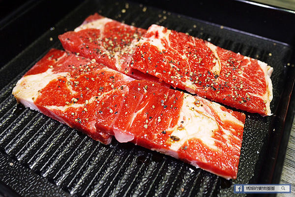 台北東區【好客燒烤酒吧-台北忠孝店】658&888火烤吃到飽！東區燒烤酒吧。火鍋。燒烤吃到飽。捷運忠孝復興美食