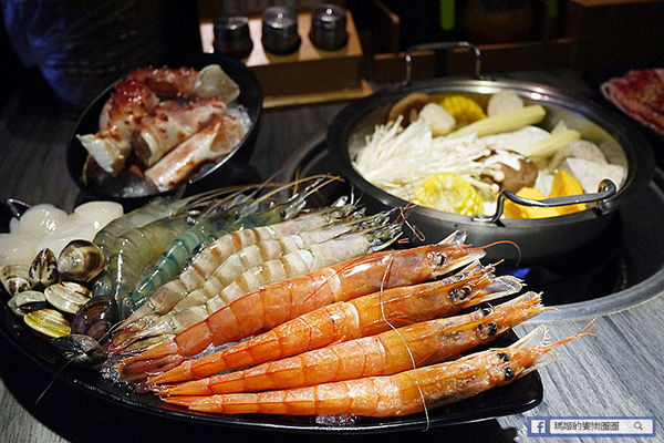 台北東區【好客燒烤酒吧-台北忠孝店】658&888火烤吃到飽！東區燒烤酒吧。火鍋。燒烤吃到飽。捷運忠孝復興美食