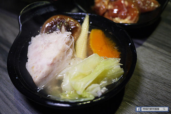 台北東區【好客燒烤酒吧-台北忠孝店】658&888火烤吃到飽！東區燒烤酒吧。火鍋。燒烤吃到飽。捷運忠孝復興美食