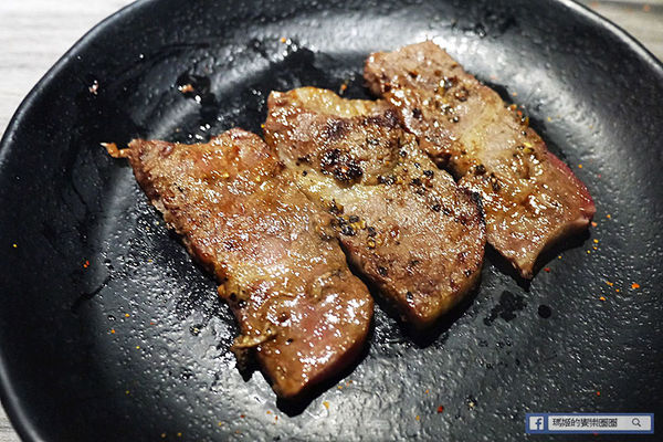 台北東區【好客燒烤酒吧-台北忠孝店】658&888火烤吃到飽！東區燒烤酒吧。火鍋。燒烤吃到飽。捷運忠孝復興美食