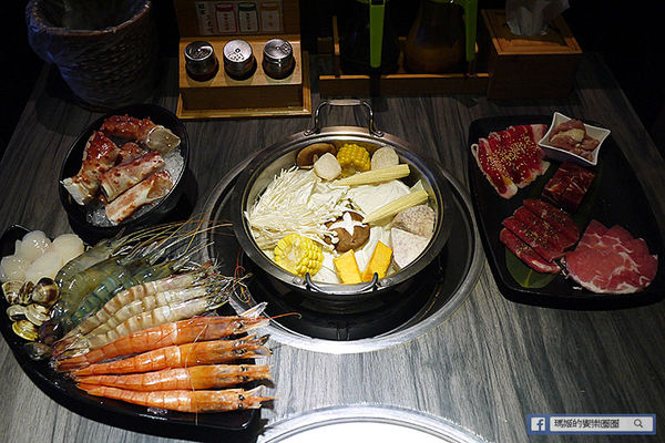 台北東區【好客燒烤酒吧-台北忠孝店】658&888火烤吃到飽！東區燒烤酒吧。火鍋。燒烤吃到飽。捷運忠孝復興美食