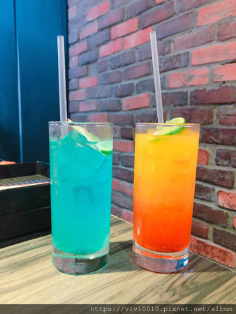 圓圓家愛吃貨-台北忠孝《好客燒烤》，邊看夜景邊烤肉，日式燒肉，新鮮好蝦，浪漫調酒令人滿足的美好經驗