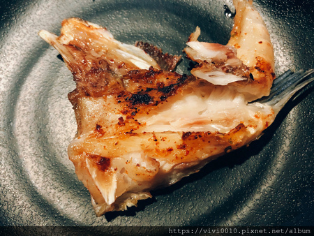 圓圓家愛吃貨-台北忠孝《好客燒烤》，邊看夜景邊烤肉，日式燒肉，新鮮好蝦，浪漫調酒令人滿足的美好經驗