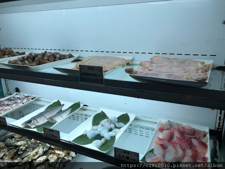 圓圓家愛吃貨-台北忠孝《好客燒烤》，邊看夜景邊烤肉，日式燒肉，新鮮好蝦，浪漫調酒令人滿足的美好經驗