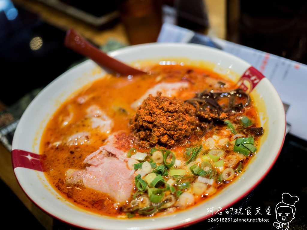【台北】凪(Nagi)忠孝店 豚王 豚骨拉麵