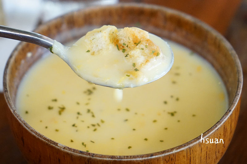 台中西區。for Farm Burger‧田楽 小公園店