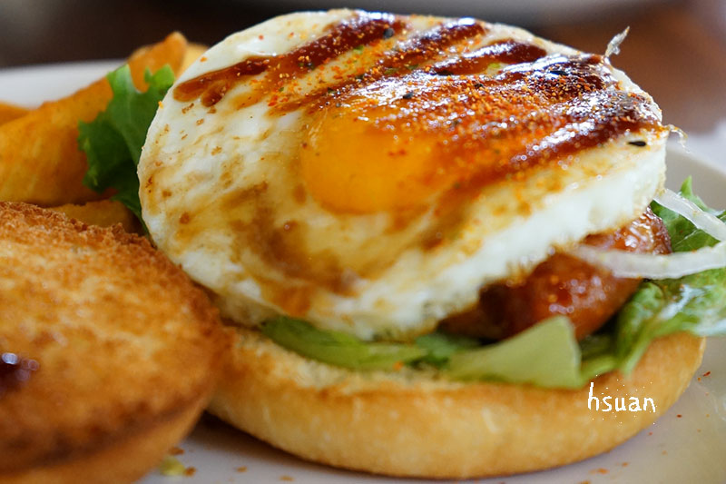 台中西區。for Farm Burger‧田楽 小公園店