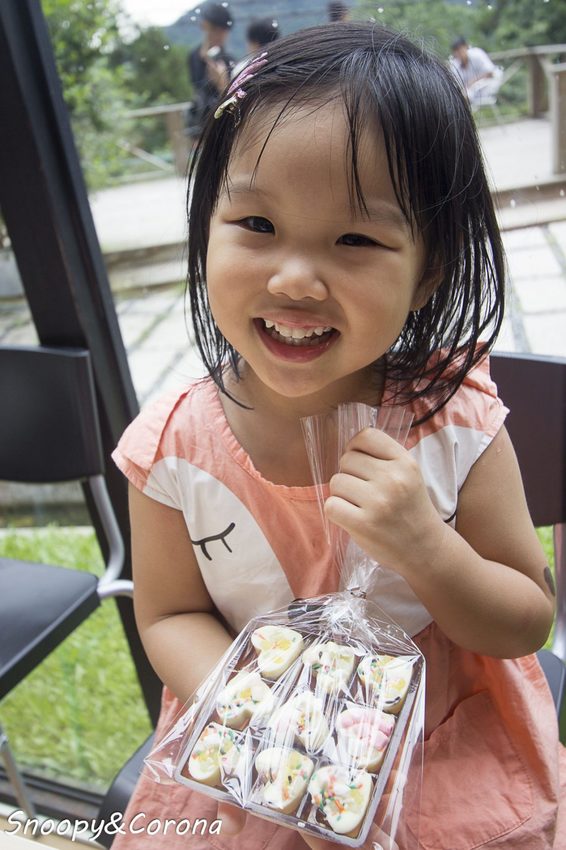 【玩樂．宜蘭】宜蘭員山景點／菓風糖果工房～水上玻璃屋、巧克力與糖果DIY，適合親子同遊