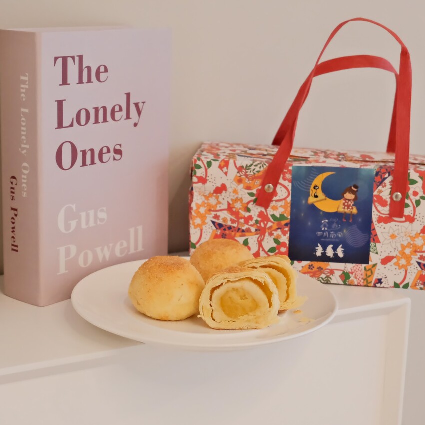 【中秋月餅推薦】台中四月南風～柴魚酥、雪月沙～台中必買伴手禮