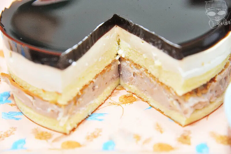 台中好吃蛋糕分享,【四月南風】水晶芋頭奶酪蛋糕,真材實料新鮮