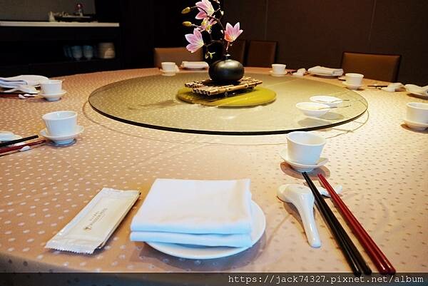 {台中美食}裕元花園酒店 喆園鮑魚中餐廳《紅樓夢》