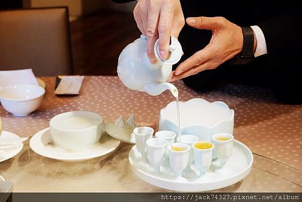 {台中美食}裕元花園酒店 喆園鮑魚中餐廳《紅樓夢》