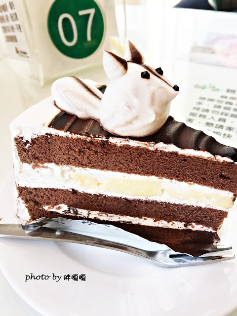 【彰化 大村】進昌咖啡烘焙館)))這裡根本是白雪公主與王子的歸宿，美炸的田間咖啡館(((