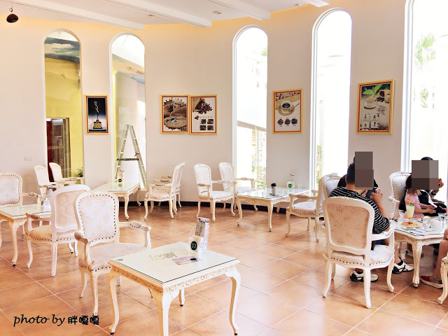 【彰化 大村】進昌咖啡烘焙館)))這裡根本是白雪公主與王子的歸宿，美炸的田間咖啡館(((