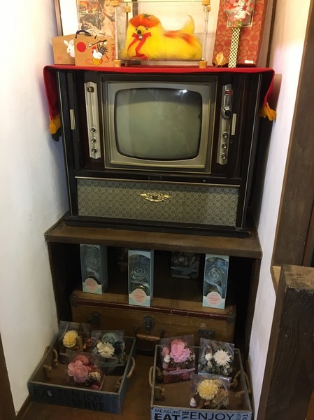 檜意森活村：嘉義必去景點 彷彿置身在日本 檜意森活村 霞光寶物珍藏 不用去日本穿和服浴衣 時光特區 霞光洋行 皇家西洋館 舊時嘉義館