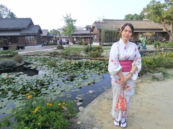 檜意森活村：嘉義必去景點 彷彿置身在日本 檜意森活村 霞光寶物珍藏 不用去日本穿和服浴衣 時光特區 霞光洋行 皇家西洋館 舊時嘉義館