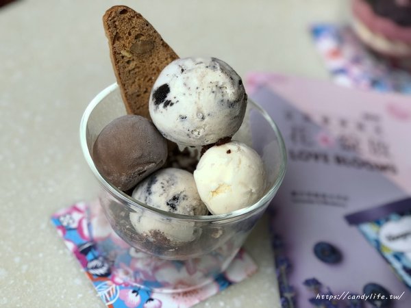 哈根達斯 Häagen-Dazs(中港旗鑑店):台中美食│哈根達斯〃春季菜單新登場~全台門市3/14、3/21、3/28限時買一送一,請把握機會!!