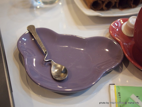 台灣惠蓀咖啡(華美西街館)：好咖啡才能締造好口碑 ~ 台中西區〞台灣惠蓀咖啡 Hui-sun Coffee〞華美西街館