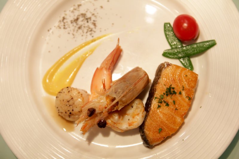 [台北]中山 情侶約會聚餐推薦 1314期間限定情人套餐 夏慕尼