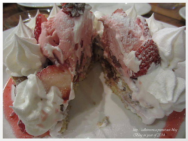 『呷』「捷運忠孝復興站」☆ 美好年代 ☆ 復古氛圍中品嚐美味餐點