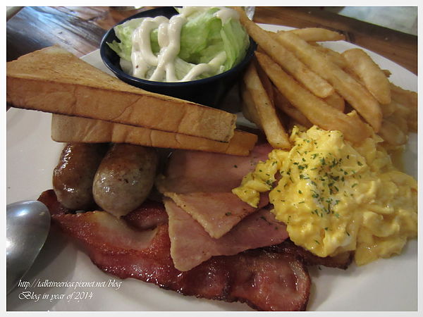 『呷』「捷運忠孝復興站」☆ 美好年代 ☆ 復古氛圍中品嚐美味餐點