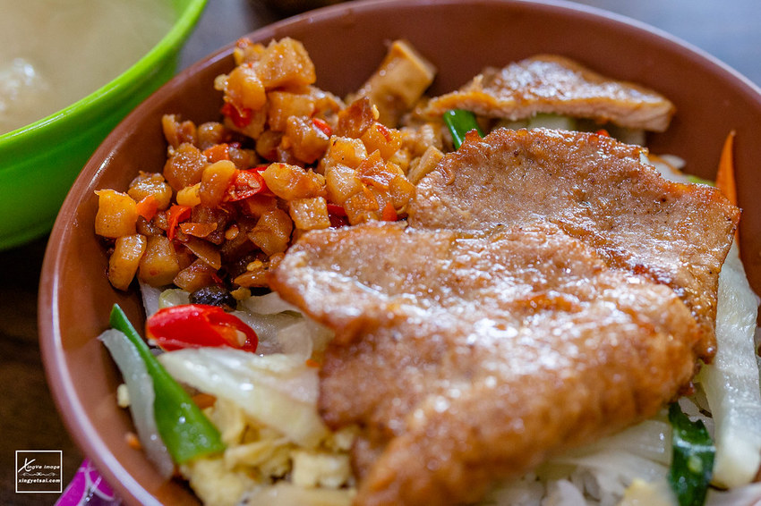 IMG_3296-2.jpg IMG_3296-2.jpg