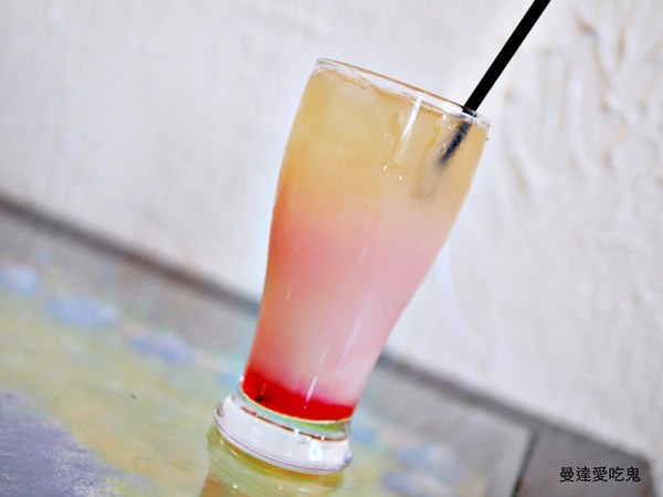 伊甸風味館(和緯店)：【台南美食】伊甸風味館。在有濃濃地中海氛圍的舒適環境用餐。好市多 | 壽星優惠