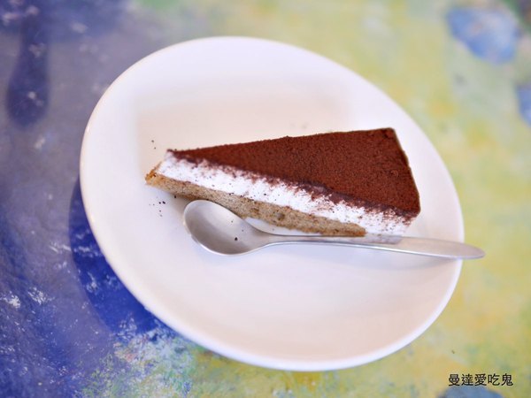 伊甸風味館(和緯店)：【台南美食】伊甸風味館。在有濃濃地中海氛圍的舒適環境用餐。好市多 | 壽星優惠