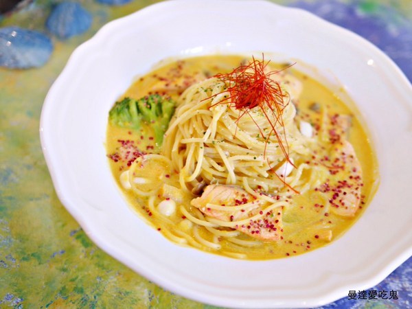 伊甸風味館(和緯店)：【台南美食】伊甸風味館。在有濃濃地中海氛圍的舒適環境用餐。好市多 | 壽星優惠