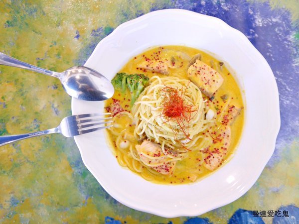 伊甸風味館(和緯店)：【台南美食】伊甸風味館。在有濃濃地中海氛圍的舒適環境用餐。好市多 | 壽星優惠