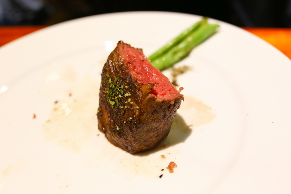 還我牛(台北店)：【還我牛/台北店】從高雄一路紅到台北的超級牛排！