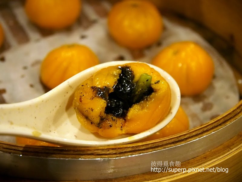 [餐廳食記]台北的犁園：值得一嚐的蘿勒蚵仔湯包