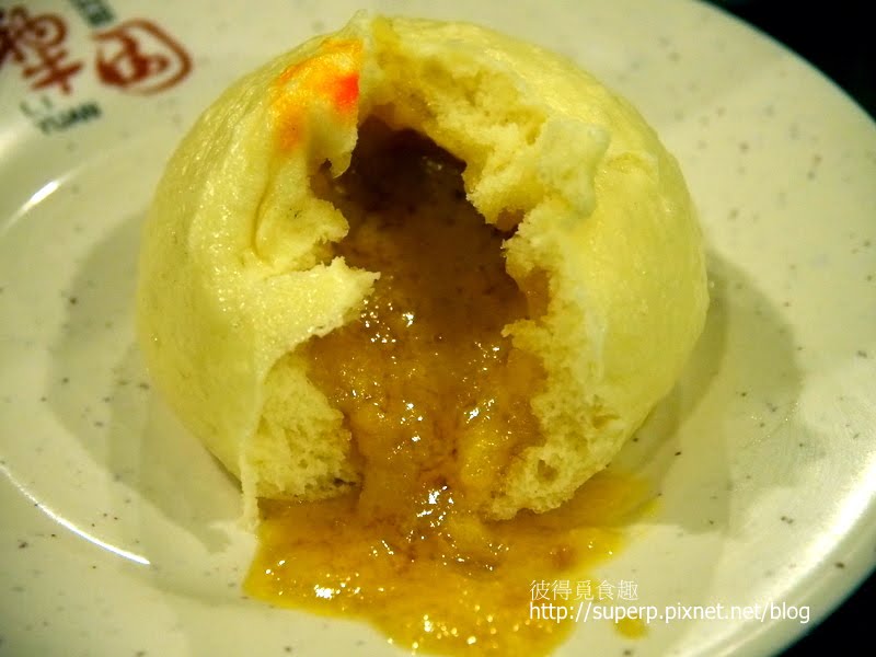 [餐廳食記]台北的犁園：值得一嚐的蘿勒蚵仔湯包