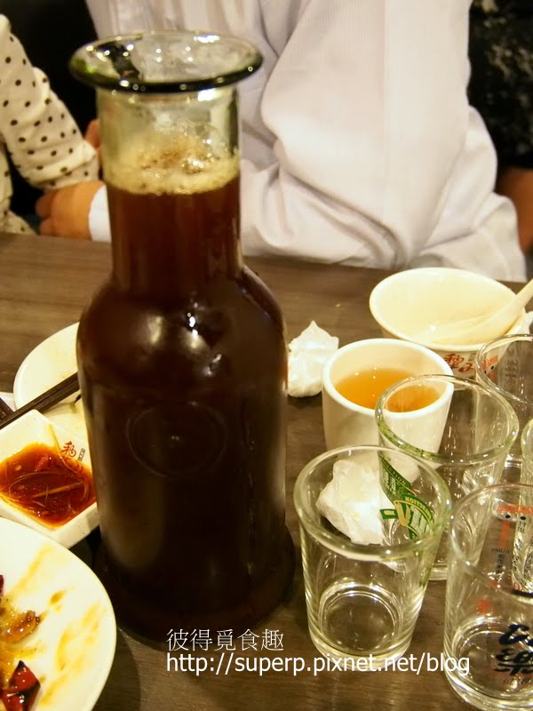 [餐廳食記]台北的犁園：值得一嚐的蘿勒蚵仔湯包