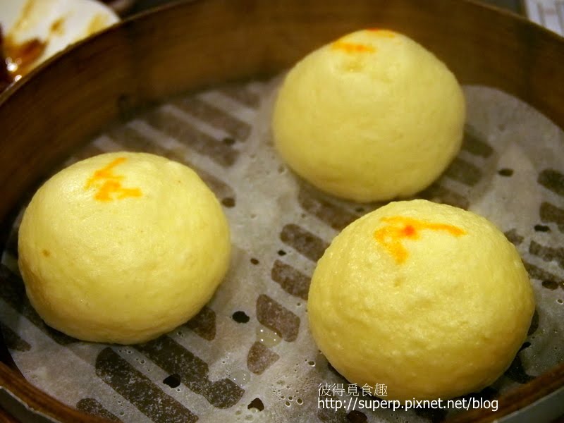 [餐廳食記]台北的犁園：值得一嚐的蘿勒蚵仔湯包