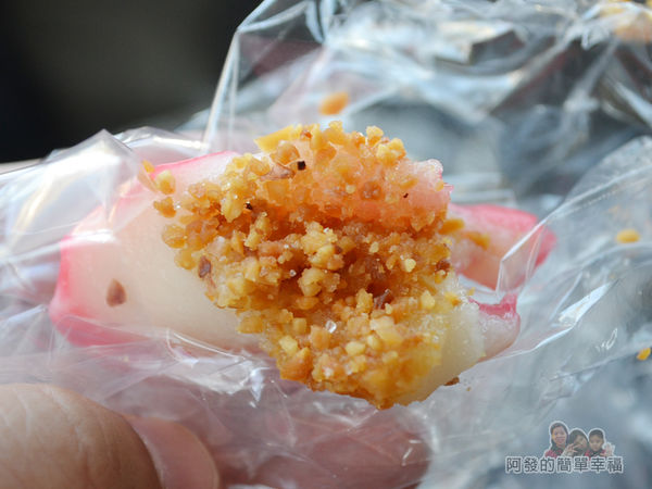 出名紅龜粿12-跟麻糬的口感很相似但更Q