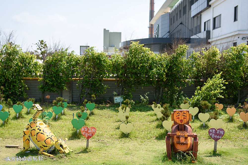 彰化鹿港景點》緞帶王 免門票觀光工廠 情侶約會必訪 超唯美的繽紛彩虹牆 - 滿分的旅遊札記