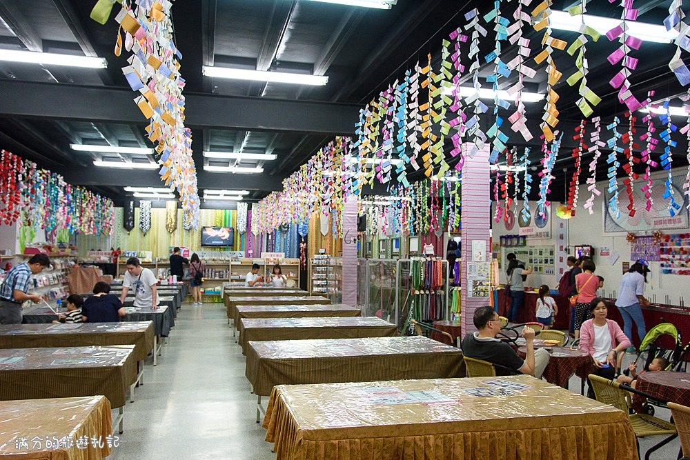 彰化鹿港景點》緞帶王 免門票觀光工廠 情侶約會必訪 超唯美的繽紛彩虹牆 - 滿分的旅遊札記