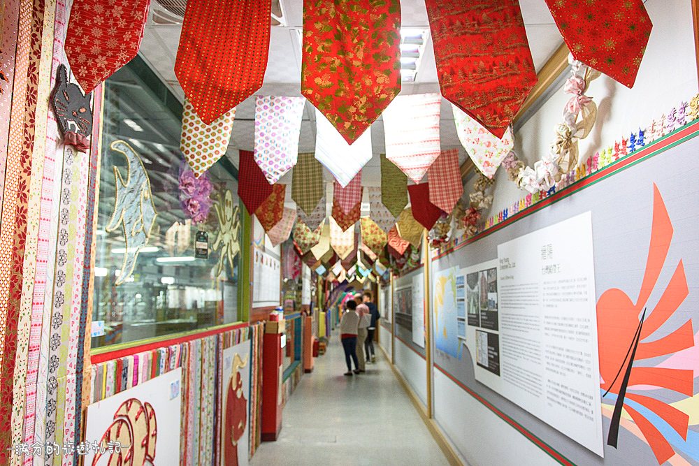 彰化鹿港景點》緞帶王 免門票觀光工廠 情侶約會必訪 超唯美的繽紛彩虹牆 - 滿分的旅遊札記