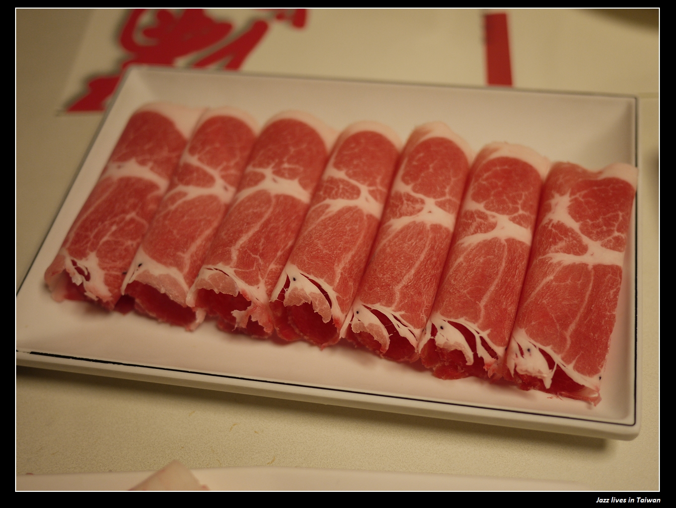 [滿堂紅] 大口吃肉大口喝湯, 暢快人生夫復何求~