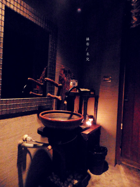 鐵窩 Tamariba：【台北市大安區。居酒屋】鐵窩 Tamariba 在小巷裡的異國風居酒屋 創意好滋味 燈光美氣氛佳