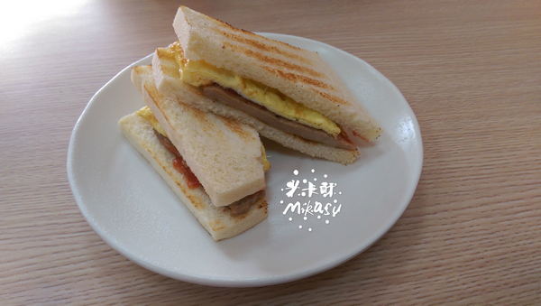 喜得炭火燒三明治(高雄建工店):【高雄/食﹡三民】鄰近高應大.喜得炭火燒三明治 喜得炭火燒三明治(高雄建工店):【高雄/食﹡三民】鄰近高應大.喜得炭火燒三明治